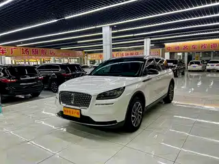 Lincoln Adventurer 2021