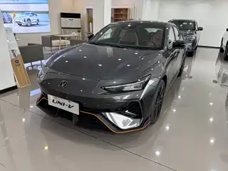 Changan UNI-V 2025