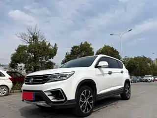 Dongfeng Fengxing Jingyi X5 2017