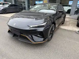 Changan UNI-V 2025