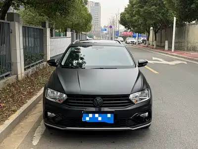 Volkswagen C-TREK 2018