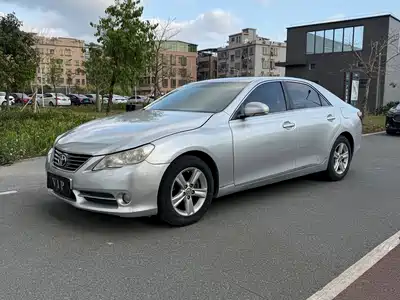 Toyota Reiz 2010