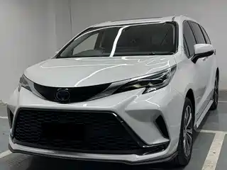 Toyota Granvia 2024