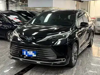 Toyota Sienna 2023