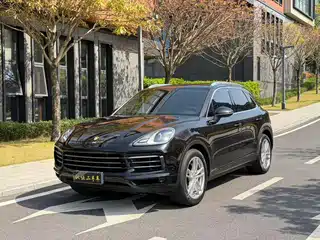 Porsche Cayenne 2019