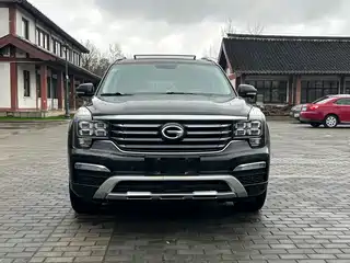 GAC Trumpchi GS8 2016