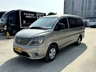 Dongfeng Fengxing Lingzhi 2017