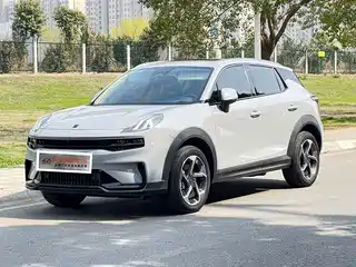 Lynk & Co 06 EM-P 2022