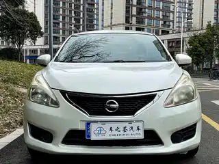 Nissan Tiida 2016