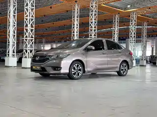 Honda Greiz 2015