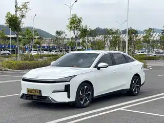 Geely Galaxy L6 2023