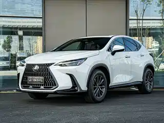 Lexus NX 2023