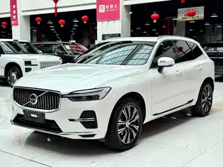 Volvo XC60 2022