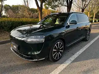 AITO Wenjie M9 2025