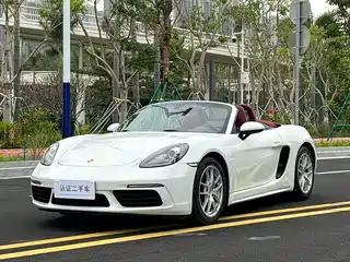Porsche 718 2016