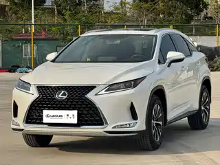 Lexus RX 2020