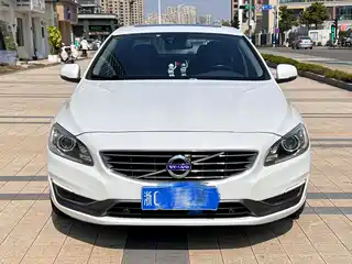 Volvo S60 2015