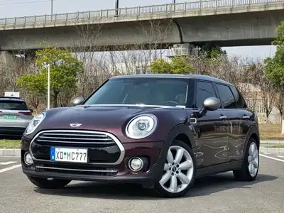 MINI CLUBMAN 2016