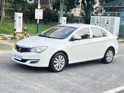Roewe 350 2015