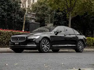 Volvo S90 2023