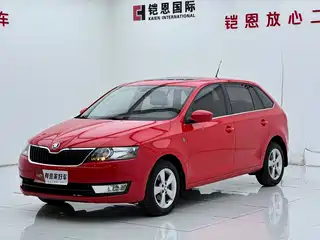Škoda Rapid Spaceback 2016