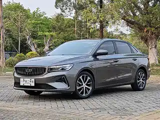Geely Emgrand 2021