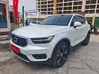 Volvo XC40 2019