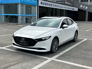 Mazda Mazda3 Axela 2022