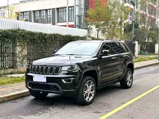 Jeep Grand Cherokee (Import) 2021