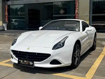 Ferrari California T 2015