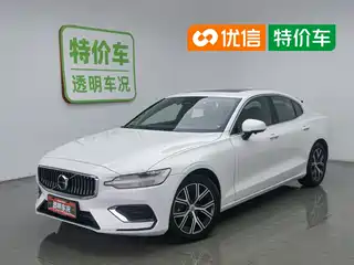 Volvo S60 2023