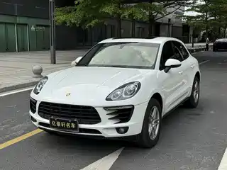 Porsche Macan 2014