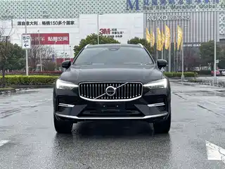 Volvo XC60 Plug-in Hybrid 2021