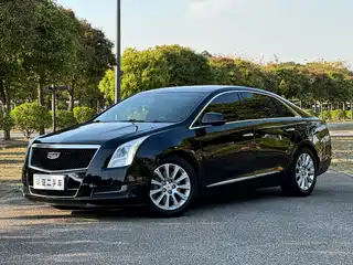 Cadillac XTS 2013