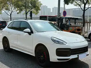 Porsche Cayenne 2014