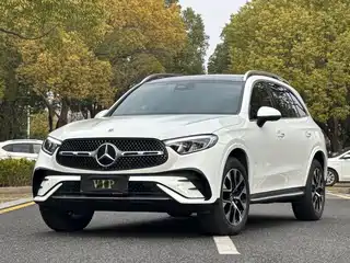 Mercedes-Benz GLC 2023
