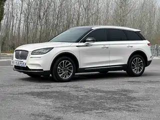 Lincoln Adventurer 2020