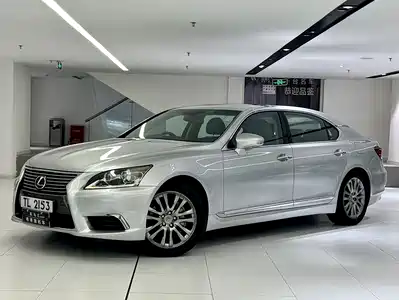 Lexus LS 2013