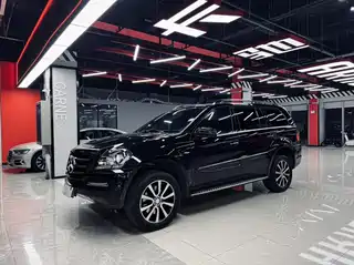Mercedes-Benz GL-Class 2011