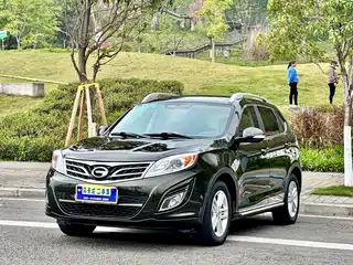 GAC Trumpchi GS5 2014