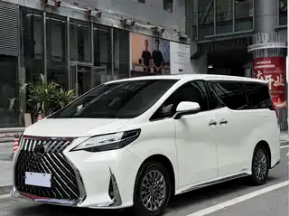 Lexus LM 2021