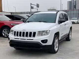 Jeep Compass (Import) 2012