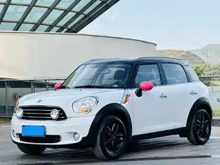 MINI COUNTRYMAN 2013
