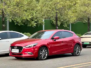 Mazda Mazda3 Axela 2017