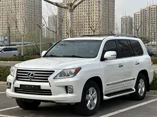 Lexus LX 2014