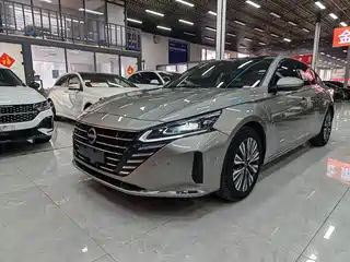 Nissan Teana 2023
