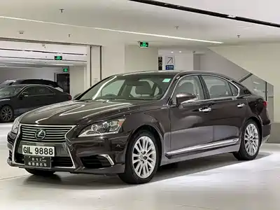 Lexus LS 2013