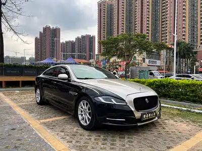 Jaguar XJ 2013