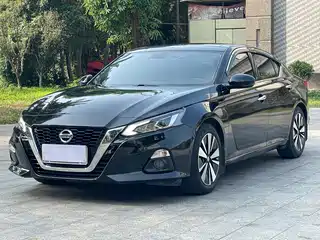 Nissan Teana 2022