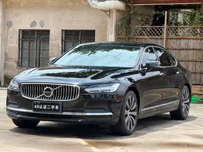 Volvo S90 2022